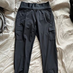 Athleta joggers NWT size 4